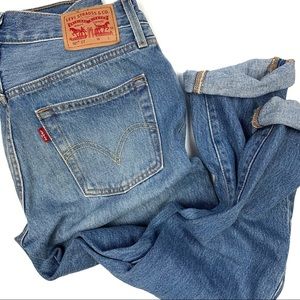 Levi’s 501 Womens Jeans Regular Fit - Light Wash